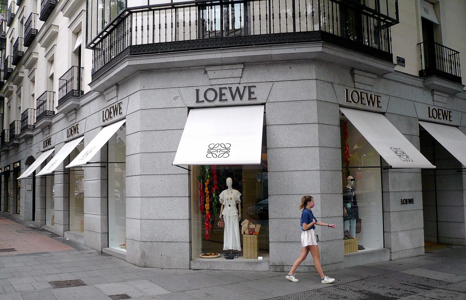 Loewe stores worldwide
