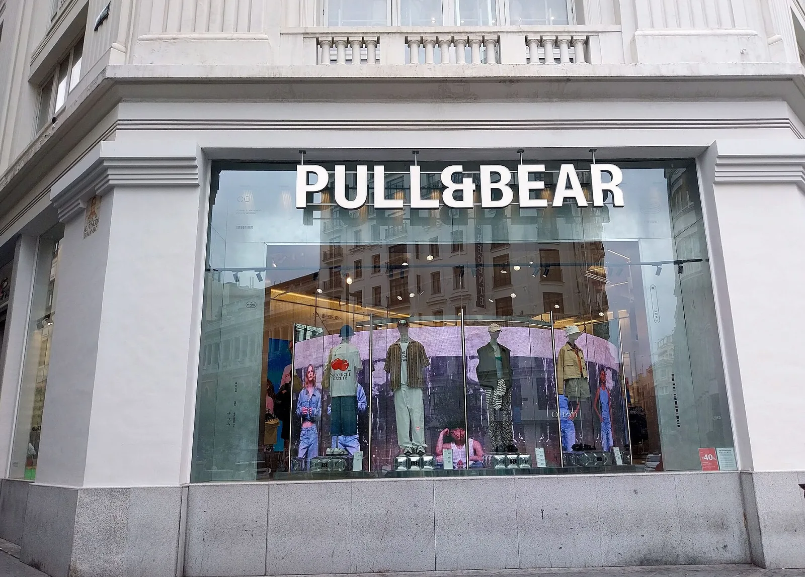 Pull&Bear stores worldwide